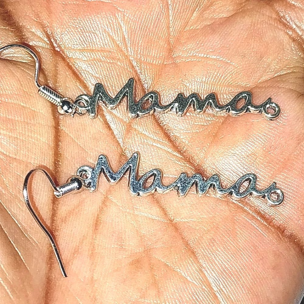 Beautiful Cursive Mama Earrings For women - Picture 2 of 4